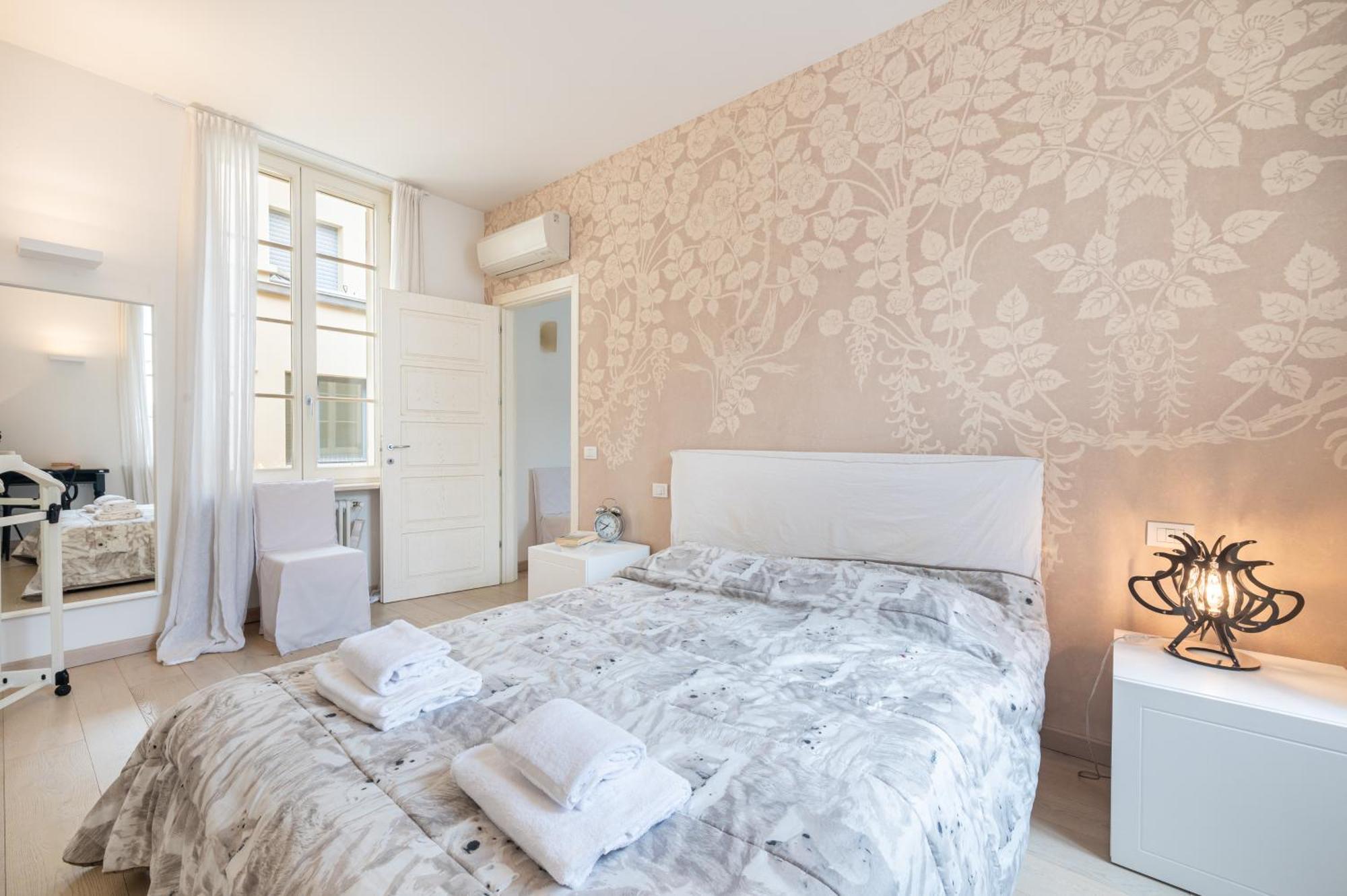 Teatro Regio Exclusive Apartment Parma Bagian luar foto